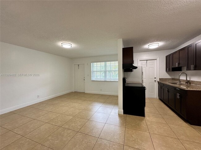2900 NE 17th Ave in Pompano Beach, FL - Building Photo - Building Photo