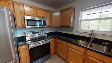 2974 Barclay Way in Ann Arbor, MI - Building Photo - Building Photo