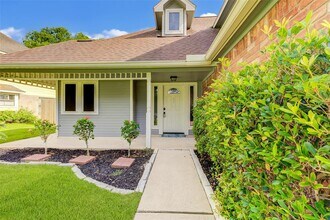 11214 Hambleton Way in Houston, TX - Building Photo - Building Photo