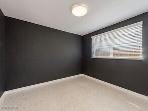 1395 Morningside Dr in Naples, FL - Building Photo - Building Photo
