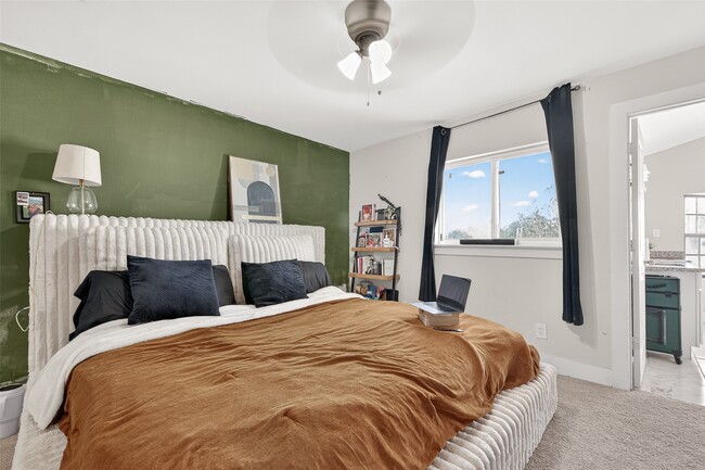 29927 County Rd 25 in Damon, TX - Building Photo - Building Photo