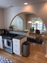 3864 Dixie Canyon Ave in Sherman Oaks, CA - Building Photo - Building Photo