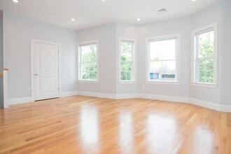 4 Islington St in Boston, MA - Building Photo - Building Photo