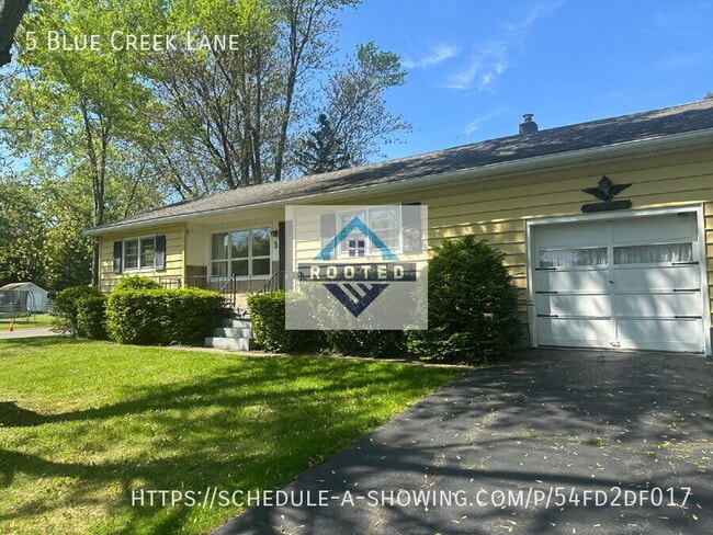 5 Blue Creek Ln