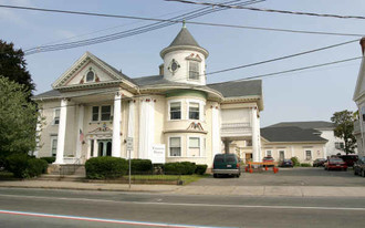 Pioneer House Apartments