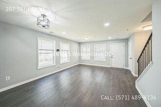 207 54th St NE in Washington, DC - Building Photo - Building Photo