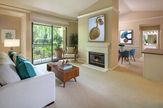 Monte Vista Apartment Homes in San Diego, CA - Building Photo - Building Photo