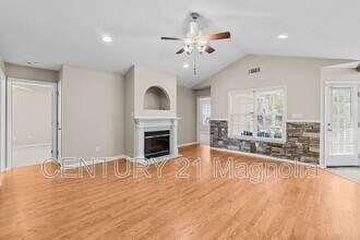 284 High Meadows Cir in Grovetown, GA - Building Photo - Building Photo