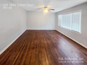 309 18th St E in Tuscaloosa, AL - Building Photo - Building Photo