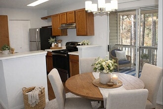 Wood Springs in Birmingham, AL - Foto de edificio - Building Photo