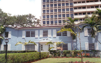 729 Valencia Ave in Coral Gables, FL - Building Photo - Building Photo