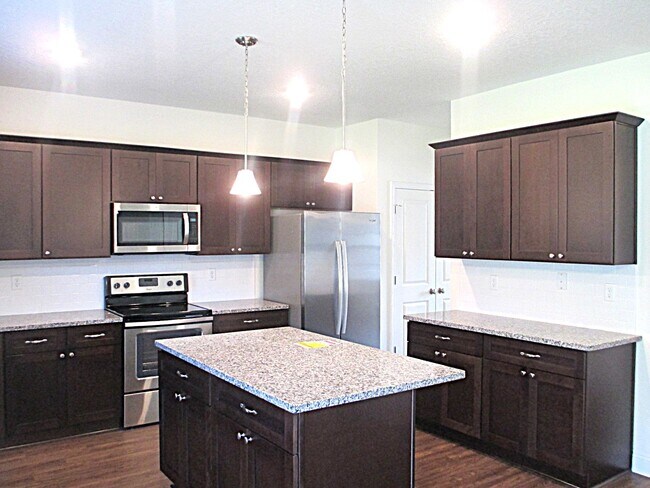 901 Sunny Stroll Dr in Middleburg, FL - Building Photo - Building Photo