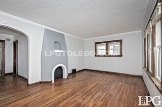 2517 Montebello Rd in Toledo, OH - Building Photo - Building Photo