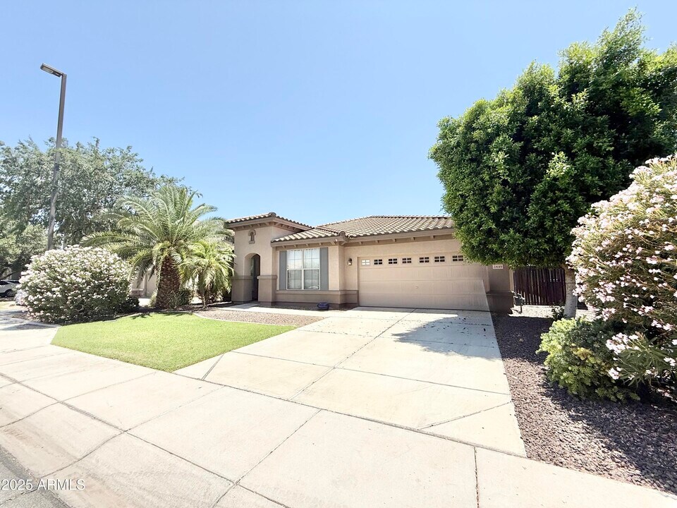 2849 E Fandango Dr in Gilbert, AZ - Building Photo