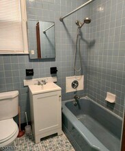 28 Rhode Island Ave in East Orange, NJ - Building Photo - Building Photo