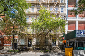 245 E 62nd St in New York, NY - Building Photo - Primary Photo