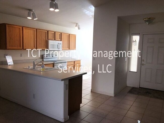 3462 E Cherry Hills Pl in Chandler, AZ - Building Photo - Building Photo