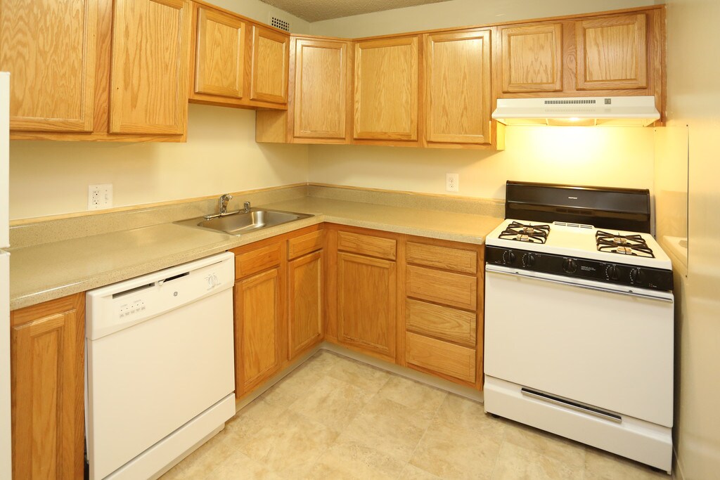 Westwood Place Apartments in Fort Washington, MD