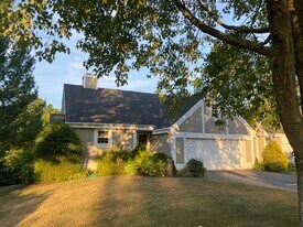 101 Legend Hill Rd in Madison, CT - Building Photo