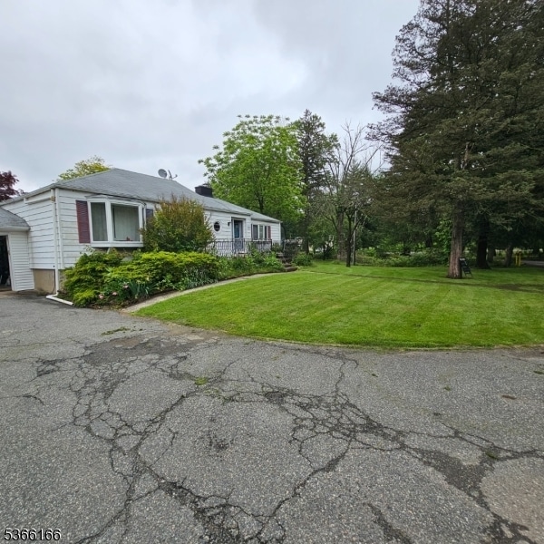 property at 828 Tabor Rd
