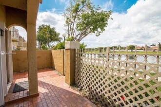 8530 NW 3rd Ln-Unit -404-4 in Miami, FL - Building Photo - Building Photo