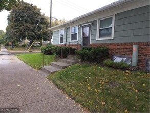 2056 Bayard Ave in St. Paul, MN - Building Photo - Building Photo