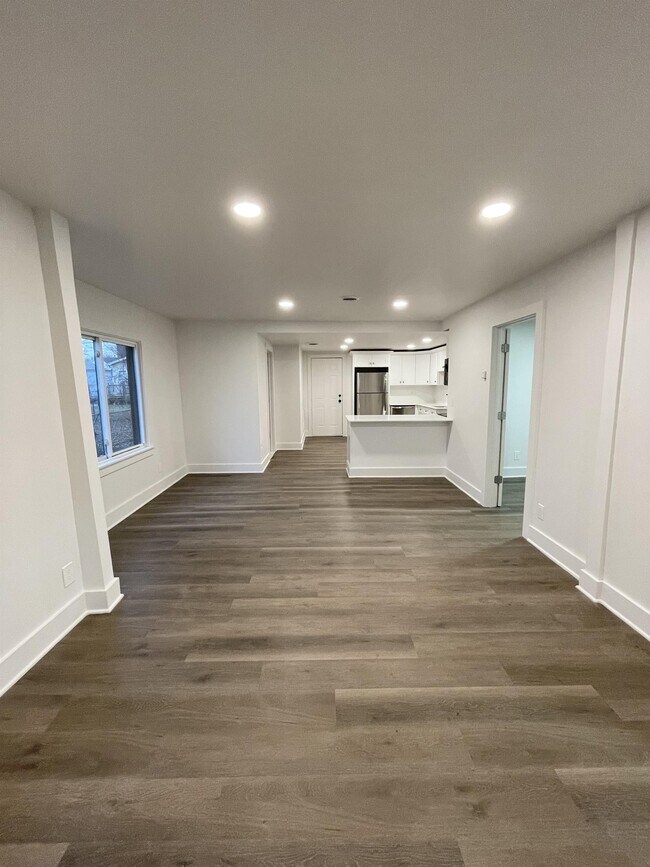 90 W Meyers Ave in Hazel Park, MI - Building Photo - Building Photo