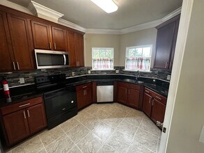 8016 SW 77th Ave in Gainesville, FL - Building Photo - Building Photo