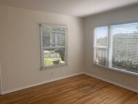 7125 Kittyhawk Ave, Unit 7125 in Los Angeles, CA - Building Photo - Building Photo