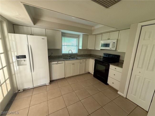 property at 5820 Algiers St