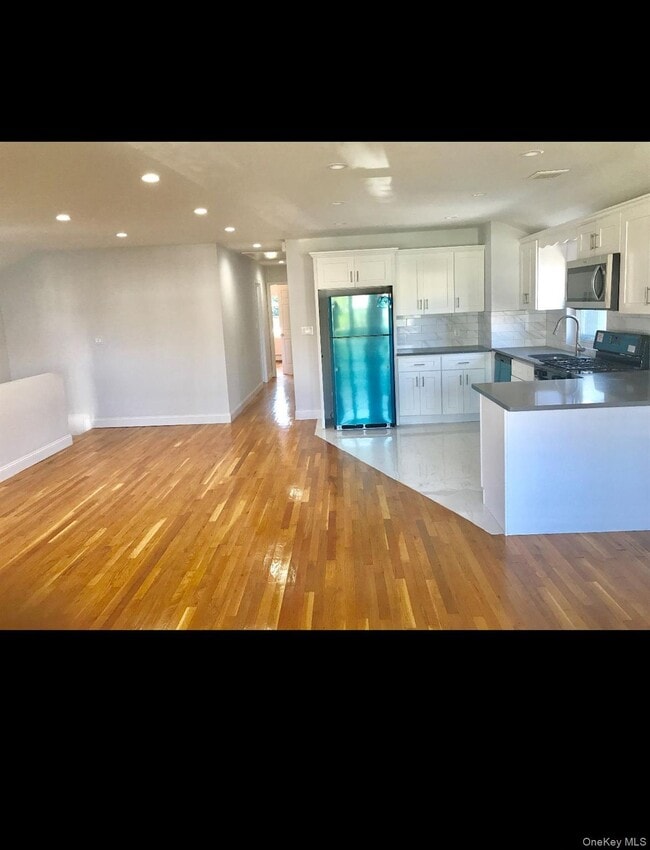 219-48 141st Ave in Queens, NY - Building Photo - Building Photo