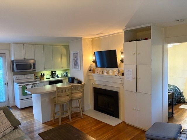 property at 1 School St