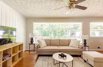 845 Valley Brook Rd in Decatur, GA - Building Photo - Building Photo