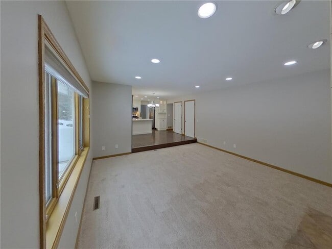 2303 Leyland Cir in Woodbury, MN - Building Photo - Building Photo