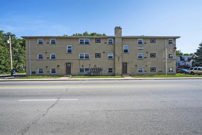 470 Gordon Ave in Calumet City, IL - Building Photo - Building Photo