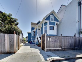 Featured Property | Duplex | West Oakland Apartments