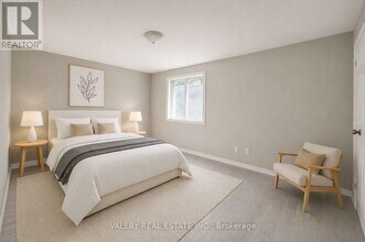 25 Romfield Circuit in Markham, ON - Building Photo - Building Photo