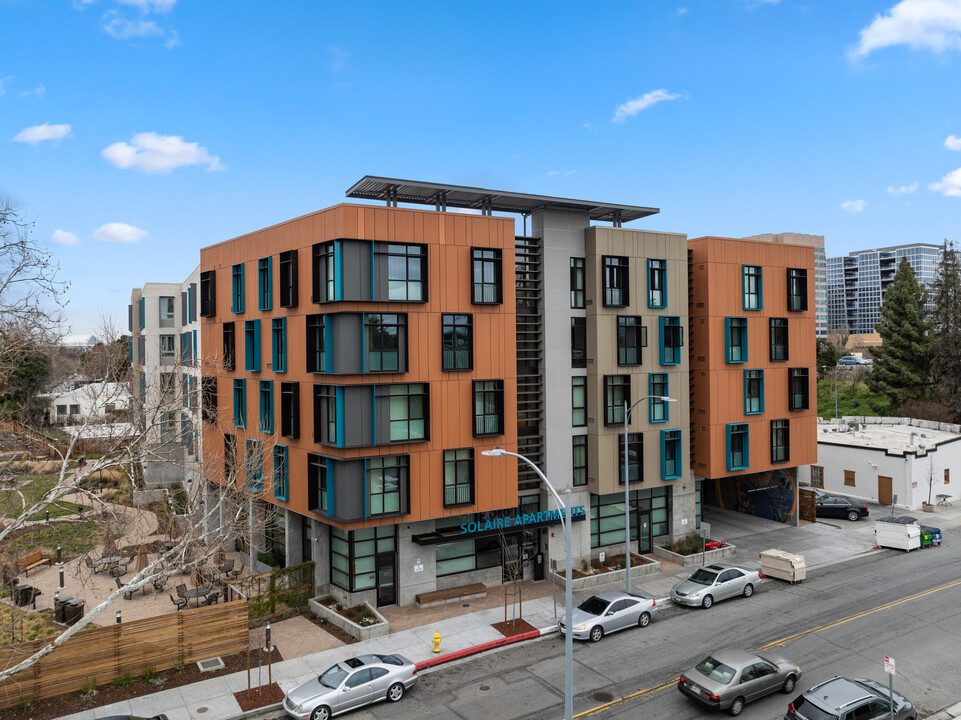 Solaire Apartments in San Jose, CA - Building Photo