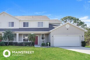 630 Creuset Ave S in Lehigh Acres, FL - Building Photo