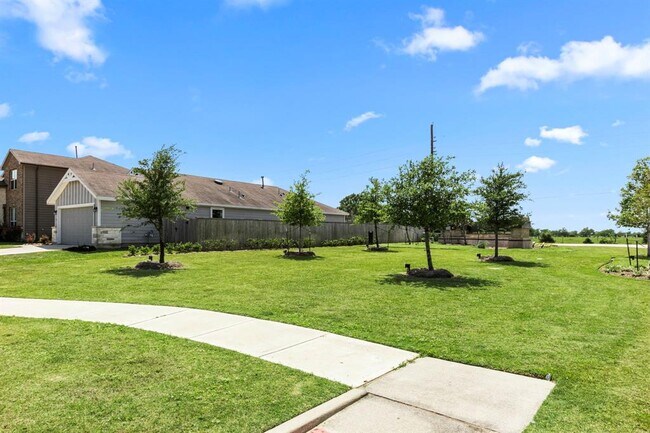 5735 Prairie Chapel Rd in Katy, TX - Building Photo - Building Photo