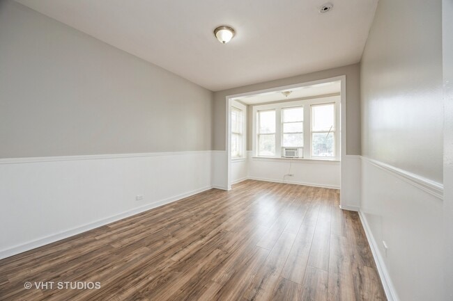 1340 S Kedvale Ave in Chicago, IL - Building Photo - Building Photo