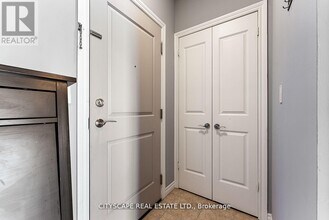 133 Wynford Dr in Toronto, ON - Building Photo - Building Photo