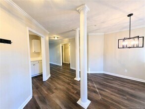 302 Bubble Creek Ct in Fayetteville, NC - Building Photo - Building Photo