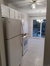16 Southwind Ln in Milford, CT - Building Photo - Building Photo