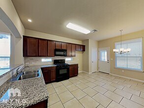 429 Epiphany Ln in Pflugerville, TX - Building Photo - Building Photo