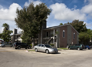 Yardarm Apartments in Corpus Christi, TX - Foto de edificio - Building Photo