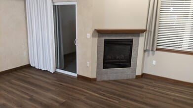 4245 Boardwalk Dr, Unit F8 in Fort Collins, CO - Building Photo - Building Photo