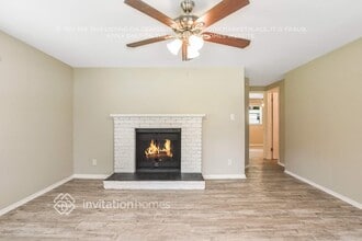 610 S Boundary Ave in DeLand, FL - Foto de edificio - Building Photo
