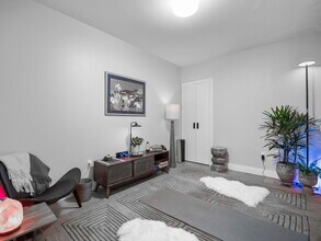 9 Central St in Somerville, MA - Building Photo - Building Photo