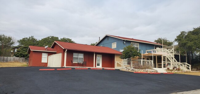 2491 Canyon Lake Forest #C in Canyon Lake, TX - Building Photo - Building Photo